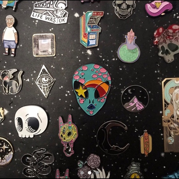 COPY - Shoot For The Stars Enamel Pin - Picture 3 of 5